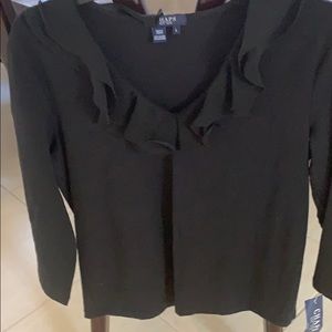 NWT-Chaps black 3/4 length top with ruffle